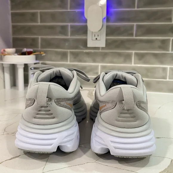 Hoka Bondi 8 Running Shoes. Women’s Size 8.5B Color Gray. - Picture 7 of 11